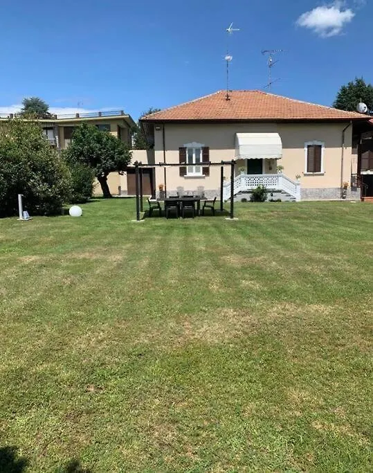 Casa Matilde Accogliente Casa Immersa Nel Verde Sesto Calende